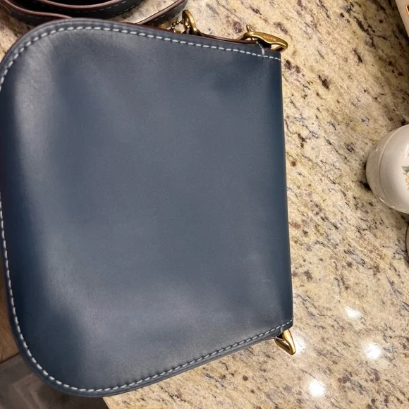 Coach 1941 Blue Saddle Bag with Adjustable Strap - Picture 4 of 10